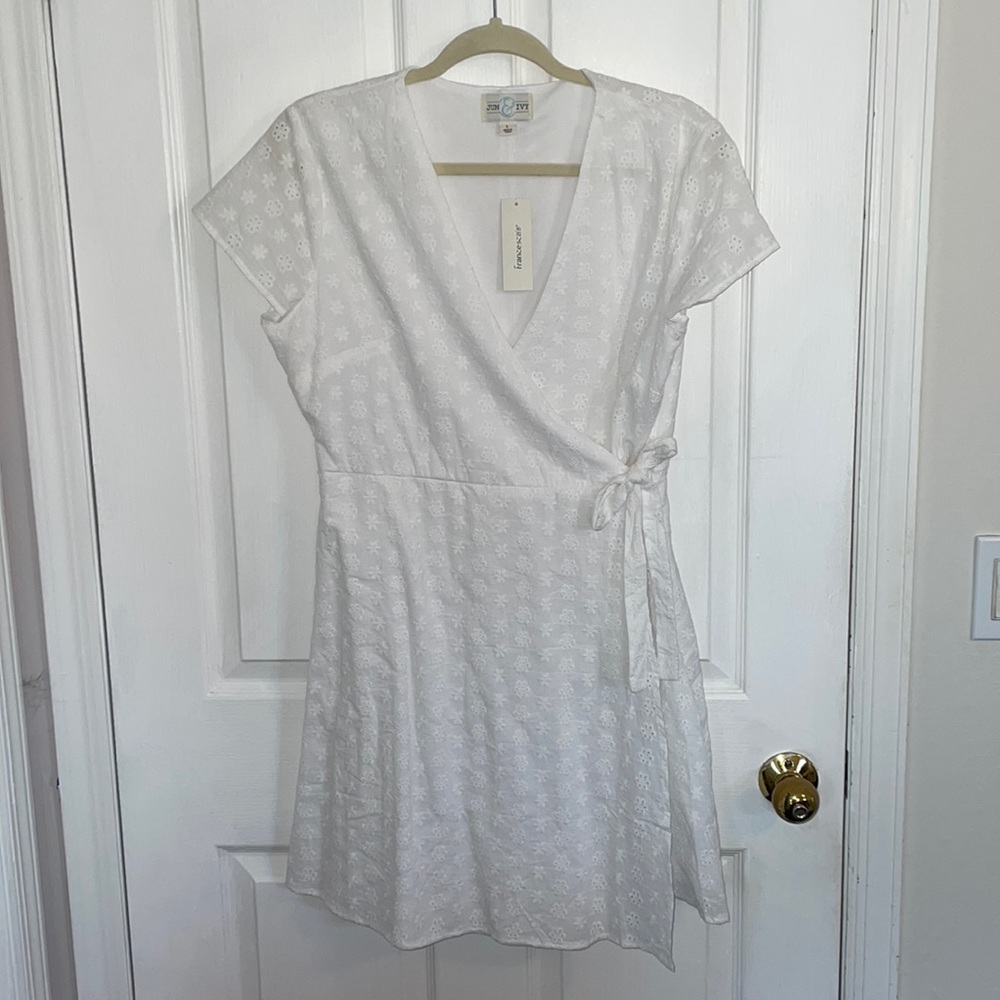 NWT White Wrap Dress Size: L